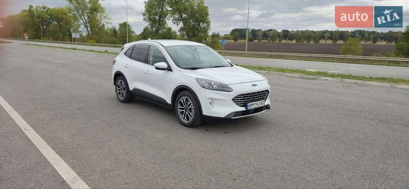 Внедорожник / Кроссовер Ford Kuga 2020 в 