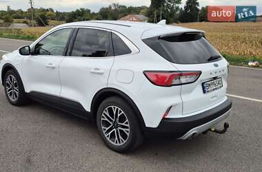 Внедорожник / Кроссовер Ford Kuga 2020 в 