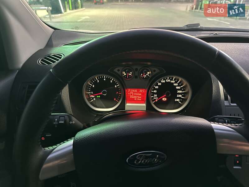 Внедорожник / Кроссовер Ford Kuga 2010 в Одессе