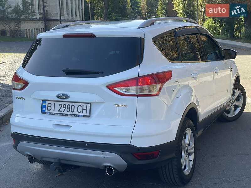 Внедорожник / Кроссовер Ford Kuga 2016 в Киеве