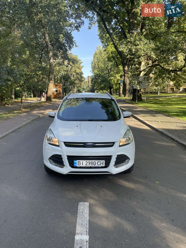 Внедорожник / Кроссовер Ford Kuga 2016 в Киеве