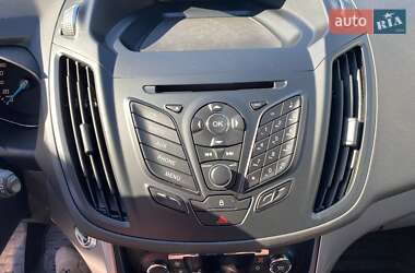 Внедорожник / Кроссовер Ford Kuga 2013 в 