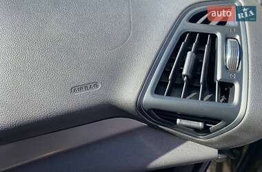 Внедорожник / Кроссовер Ford Kuga 2013 в 