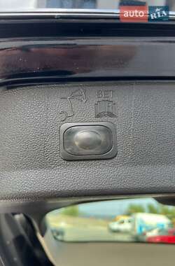 Внедорожник / Кроссовер Ford Kuga 2013 в 