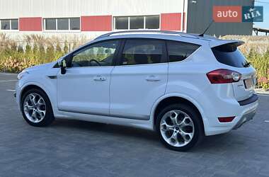 Внедорожник / Кроссовер Ford Kuga 2011 в 