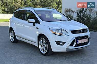 Внедорожник / Кроссовер Ford Kuga 2011 в 