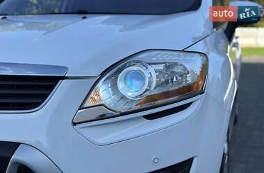 Внедорожник / Кроссовер Ford Kuga 2011 в 