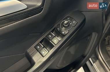 Внедорожник / Кроссовер Ford Kuga 2022 в 