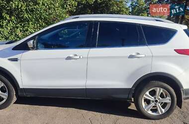 Внедорожник / Кроссовер Ford Kuga 2016 в 