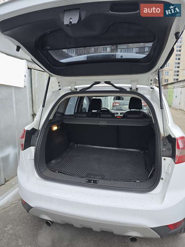 Внедорожник / Кроссовер Ford Kuga 2010 в Киеве фото 3 Внедорожник / Кроссовер Ford Kuga 2010 в Киеве