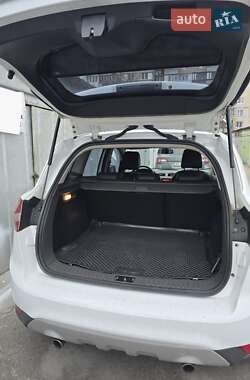 Позашляховик / Кросовер Ford Kuga 2010 в 