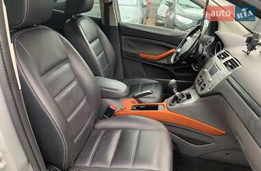 Внедорожник / Кроссовер Ford Kuga 2009 в 