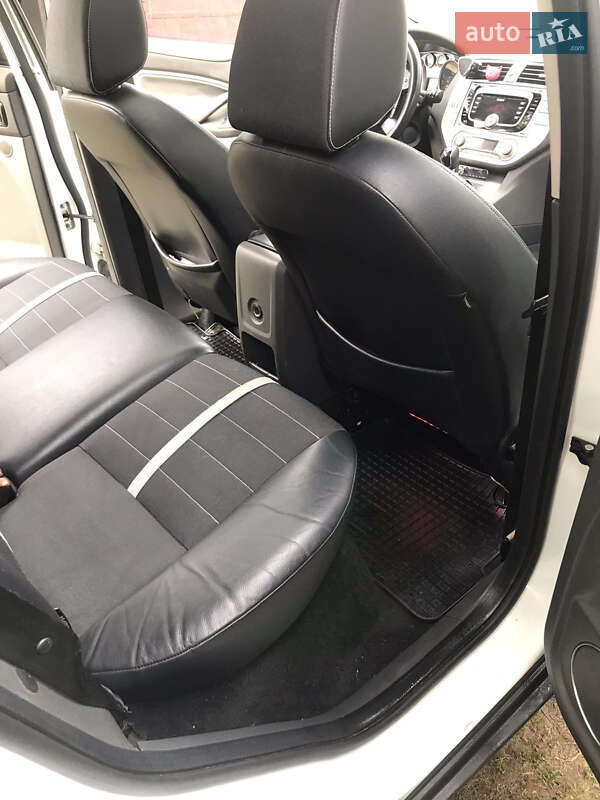 Позашляховик / Кросовер Ford Kuga 2010 в Рівному