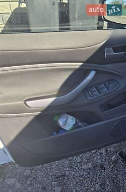 Внедорожник / Кроссовер Ford Kuga 2010 в 