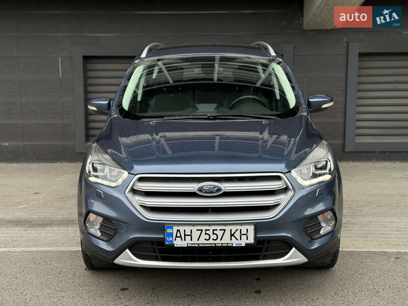 Внедорожник / Кроссовер Ford Kuga 2019 в Киеве