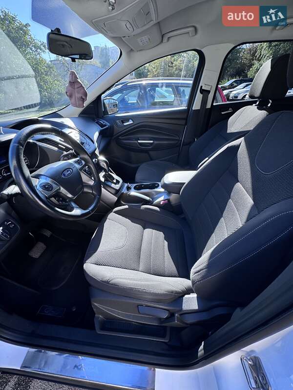 Внедорожник / Кроссовер Ford Kuga 2013 в Киеве