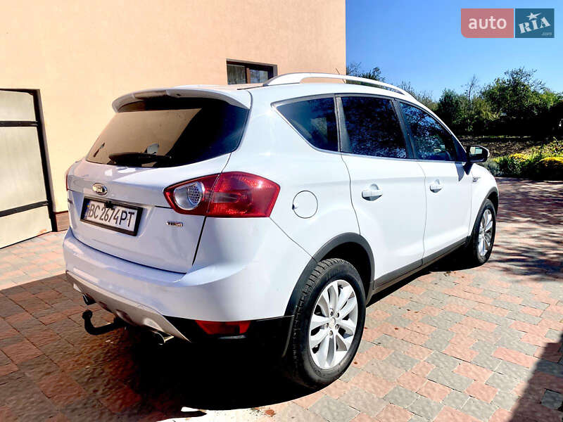 Внедорожник / Кроссовер Ford Kuga 2009 в Новом Роздоле