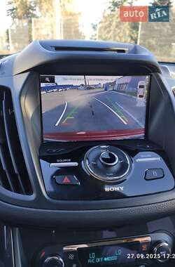 Внедорожник / Кроссовер Ford Kuga 2016 в 