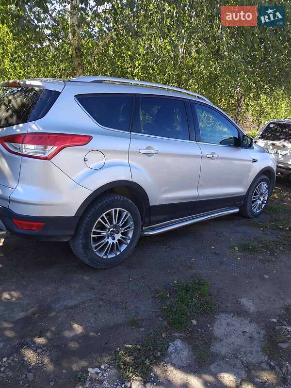 Позашляховик / Кросовер Ford Kuga 2013 в Ланівці