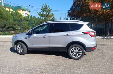 Позашляховик / Кросовер Ford Kuga 2017 в Одесі
