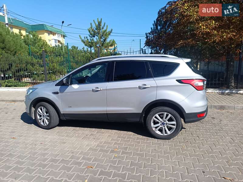 Ford Kuga 2017