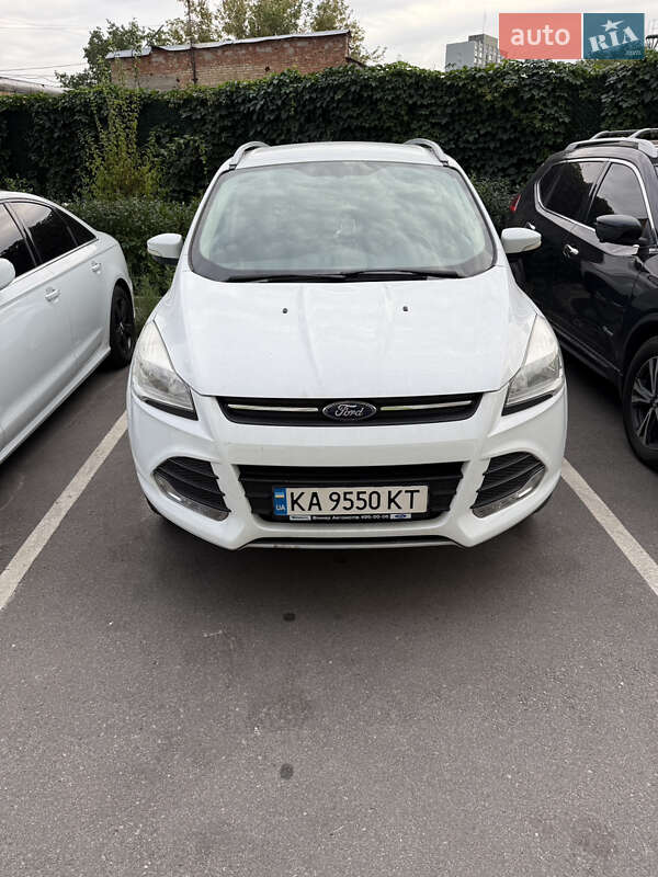 Внедорожник / Кроссовер Ford Kuga 2013 в Киеве