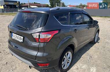 Внедорожник / Кроссовер Ford Kuga 2019 в 