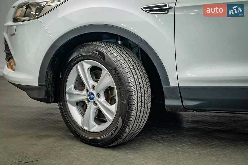 Внедорожник / Кроссовер Ford Kuga 2016 в Киеве