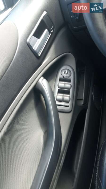 Внедорожник / Кроссовер Ford Kuga 2010 в Стрые