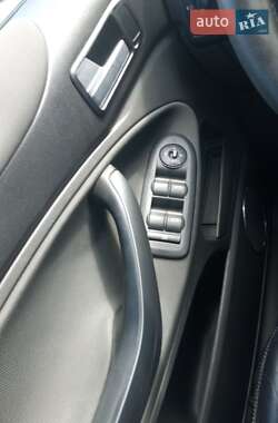 Внедорожник / Кроссовер Ford Kuga 2010 в 