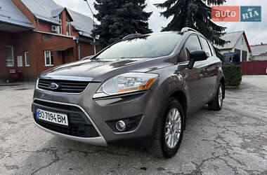 Внедорожник / Кроссовер Ford Kuga 2011 в 