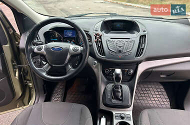 Внедорожник / Кроссовер Ford Kuga 2013 в 