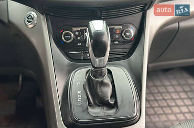 Внедорожник / Кроссовер Ford Kuga 2013 в 
