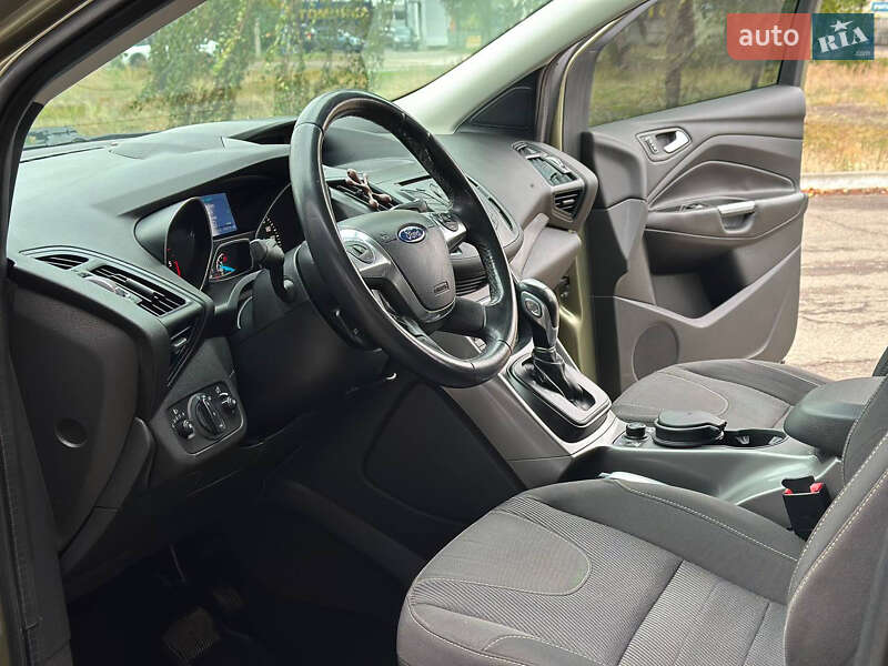 Внедорожник / Кроссовер Ford Kuga 2013 в Днепре