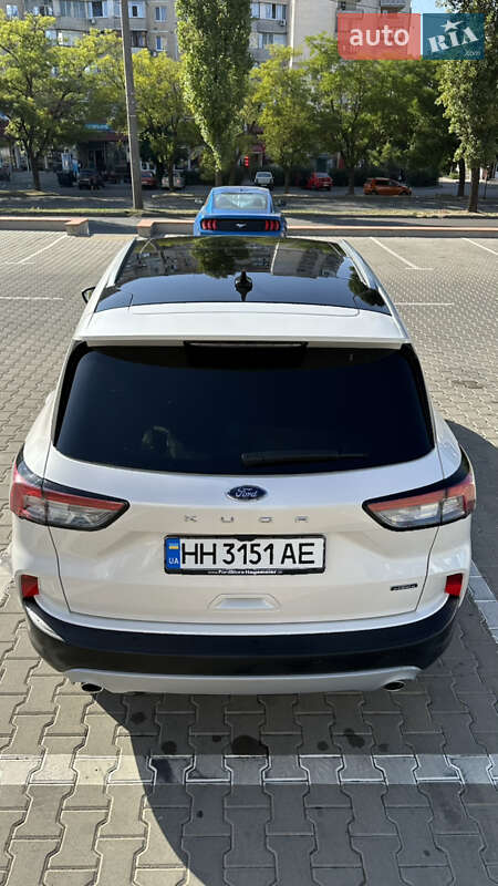 Внедорожник / Кроссовер Ford Kuga 2021 в Одессе