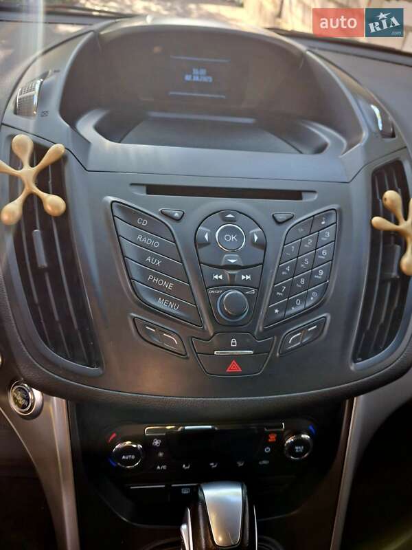 Внедорожник / Кроссовер Ford Kuga 2013 в Днепре