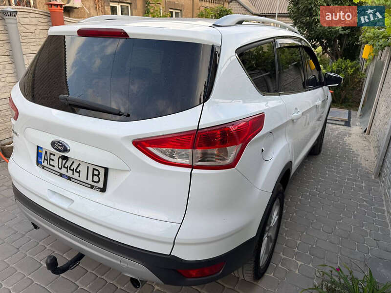 Внедорожник / Кроссовер Ford Kuga 2013 в Запорожье