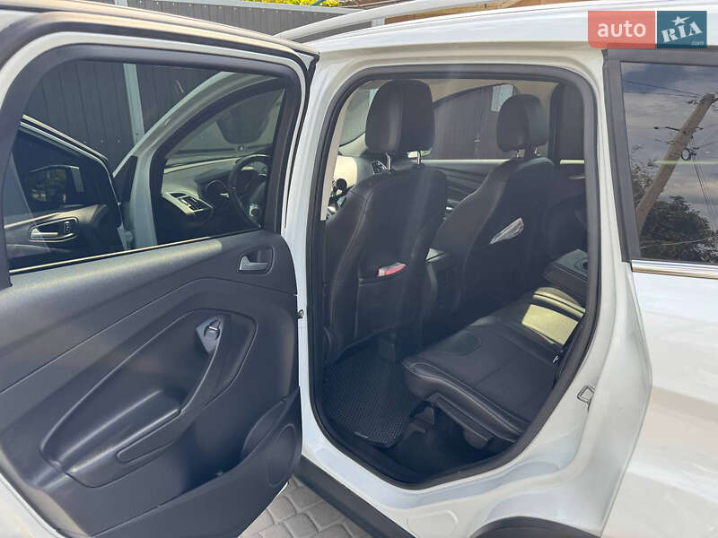 Внедорожник / Кроссовер Ford Kuga 2013 в Запорожье