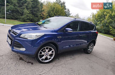 Внедорожник / Кроссовер Ford Kuga 2014 в 