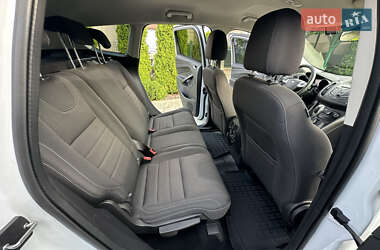 Внедорожник / Кроссовер Ford Kuga 2013 в 