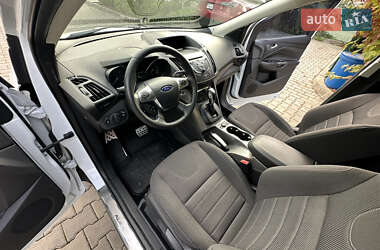 Внедорожник / Кроссовер Ford Kuga 2013 в 