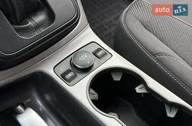 Внедорожник / Кроссовер Ford Kuga 2013 в 