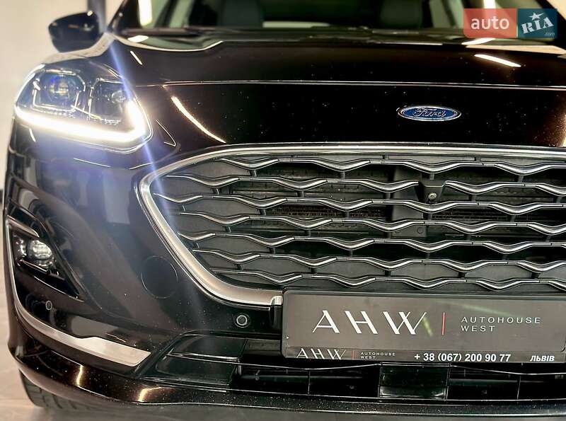 Внедорожник / Кроссовер Ford Kuga 2020 в Львове