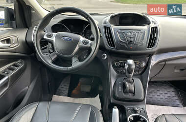 Внедорожник / Кроссовер Ford Kuga 2014 в 