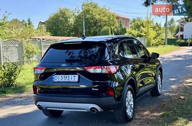 Внедорожник / Кроссовер Ford Kuga 2021 в 