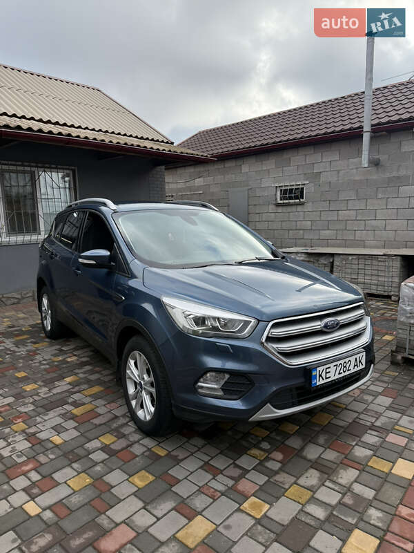 Внедорожник / Кроссовер Ford Kuga 2019 в Кривом Роге