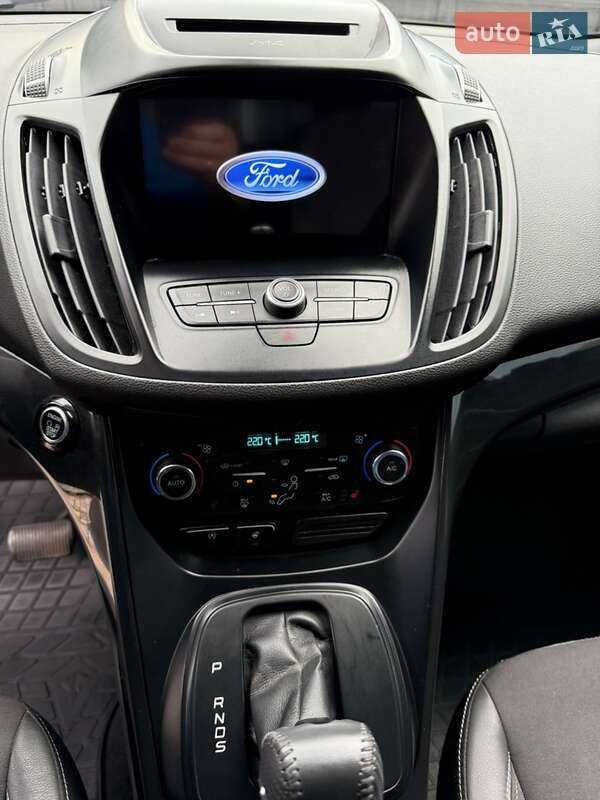 Внедорожник / Кроссовер Ford Kuga 2019 в Кривом Роге