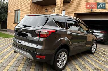 Внедорожник / Кроссовер Ford Kuga 2019 в Виннице