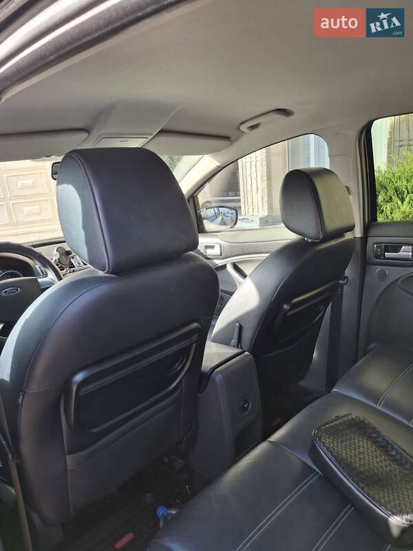 Внедорожник / Кроссовер Ford Kuga 2011 в Черкассах