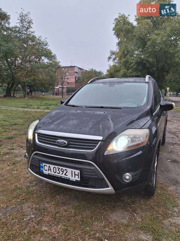 Внедорожник / Кроссовер Ford Kuga 2011 в Черкассах